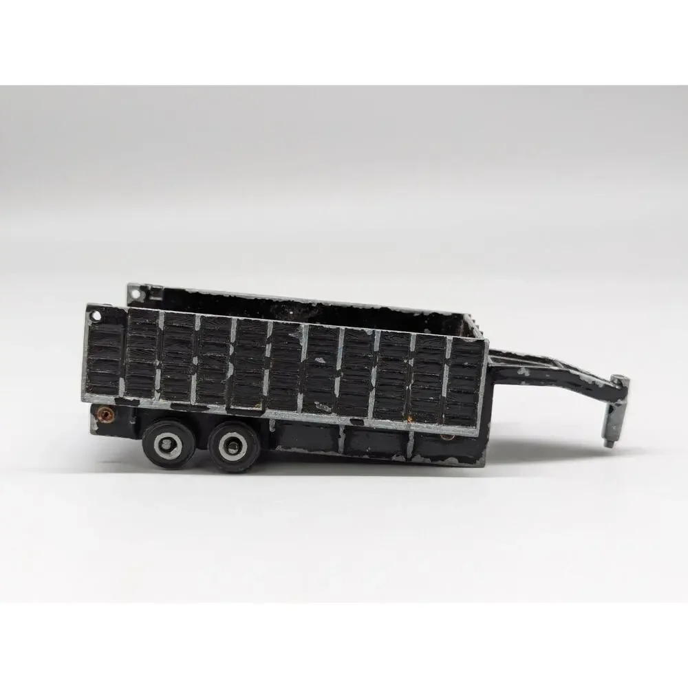 Ertl Farm Diecast Horse Trailer + Plastic Flatbed + Farm Animals Lot